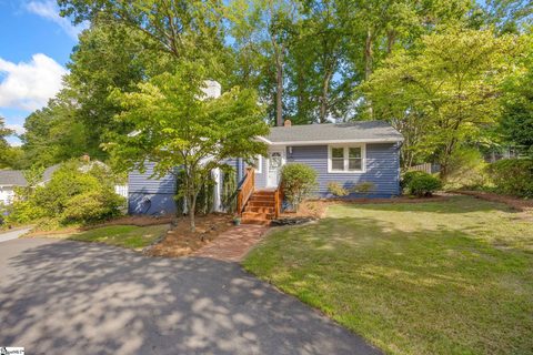 34 Brookside Circle active home in North Main, Greenville, SC