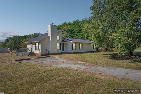 713 Jameson Road active home in McKell Acres, Easley, SC