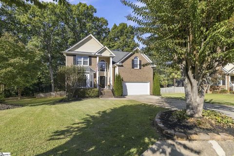 22 Overcup Court active home in Laurel Oak, Greer, SC