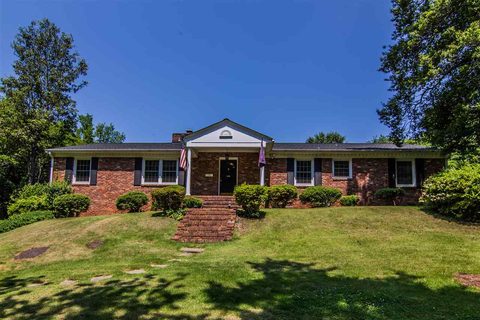 Previously sold for $225,000
