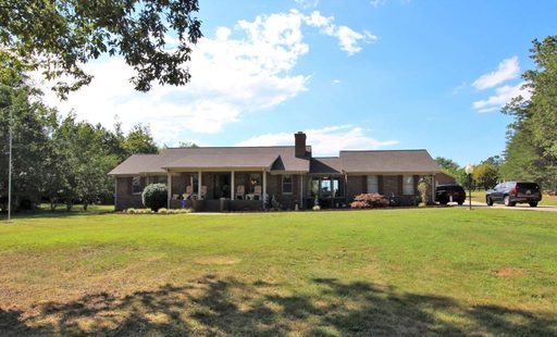 205 Plantation Ln sold home in Upcountry Plantation, Inman, SC