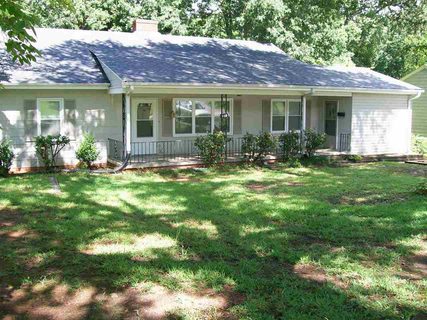 207 Briarwood Road sold home in Cleveland Heights, Spartanburg, SC
