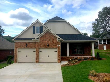 916 Lyday Lane
