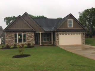 112 Southern Oaks Drive sold home in The Oaks at Woodfin, Inman, SC