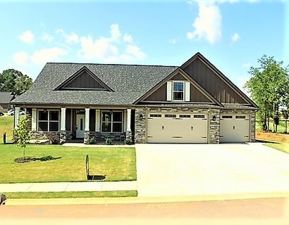 143 Southern Oaks Drive Lot 31 sold home in The Oaks at Woodfin, Inman, SC