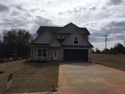 100 Southern Oaks Drive sold home in The Oaks at Woodfin, Inman, SC