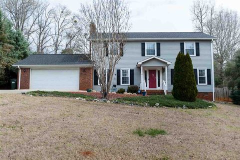 104 Dartmouth Way