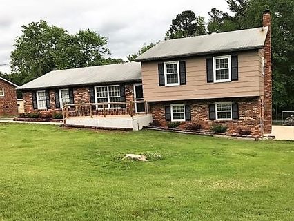 144 Hickory Hill Dr
