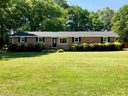 1128 Springdale Circle sold home in Boiling Springs, SC