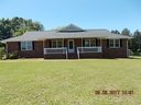423 Shamrock Dr sold home in Boiling Springs, SC