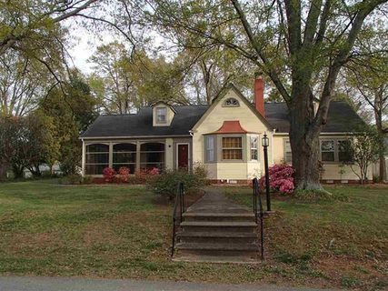 661 Blue Ridge Street sold home in Converse College, Spartanburg, SC