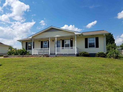 108 Strawberry Dr. sold home in Plush Meadows, Inman, SC