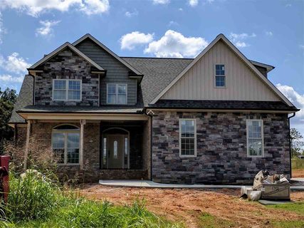 132 Ledgestone Lane sold home in The Crossing at Cherokee National, Gaffney, SC