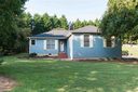 305 Sunbury Ct sold home in Duncan, SC