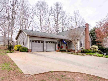 162 Waterford Dr.