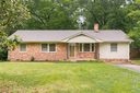2221 Aleaf Terrace sold home in Spartanburg, SC