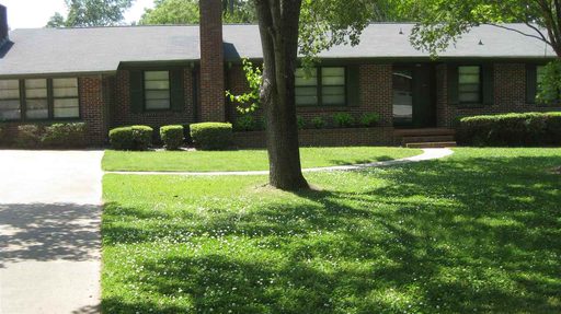 211 Tanglewylde Drive sold home in Cleveland Heights, Spartanburg, SC