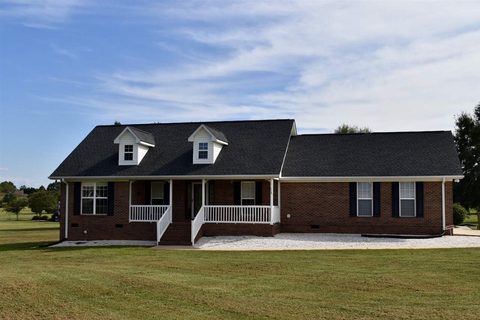 642 Circle Drive sold home in Heatherwood, Woodruff, SC