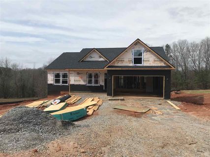 614 Uncle Joes Way - Lot 14 sold home in Peelers Glenn, Wellford, SC