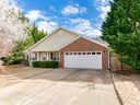 368 E Pheasant Hill Dr sold home in Duncan, SC