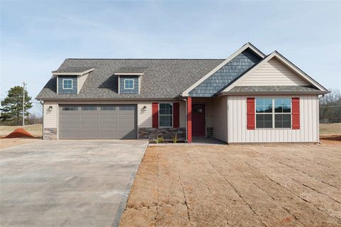107 Manor House Lane