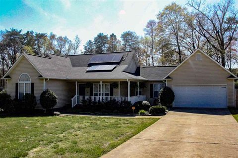 111 Luray St sold home in Dorman Acres, Roebuck, SC