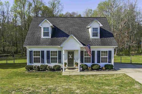 426 Piper Court