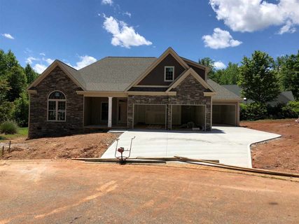 3064 English Cottage Way