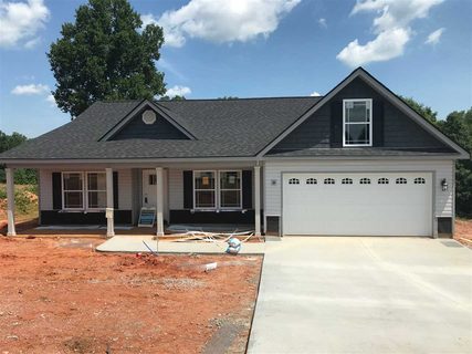 435 Silver Thorne Dr - Lot 11 sold home in Blackberry Farms, Wellford, SC