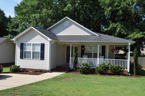 660 Lenore Dr