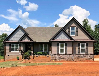 915 Benchmark Drive sold home in Carriage Gate, Wellford, SC