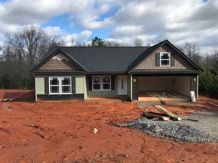 459 Silver Thorne Dr - Lot 17 sold home in Blackberry Farms, Wellford, SC
