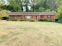 325 Foxhall Rd sold home in Spartanburg, SC