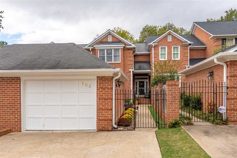 103 Country Club Court sold townhome in The Townes, Spartanburg, SC