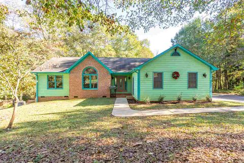 138 Woodcreek Drive