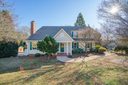 121 Woodcreek Dr. sold home in Spartanburg, SC