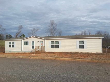 414 N Walcher Farm Dr sold manufactured home in Apple Orchard Est, Inman, SC
