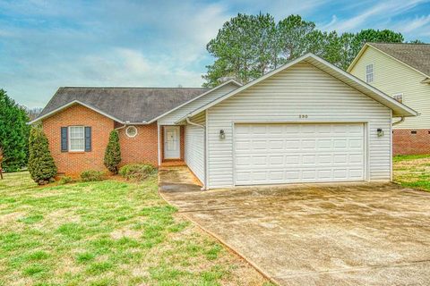 250 Lynhaven Drive