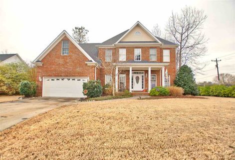 102 Bradford Crossing Drive