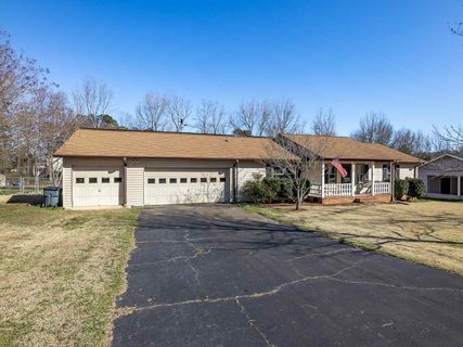 Previously sold for $192,000