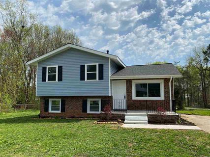 407 Old Farm Road