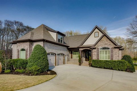 370 Winesap Rd
