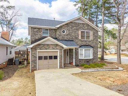 6 Twining Terrace