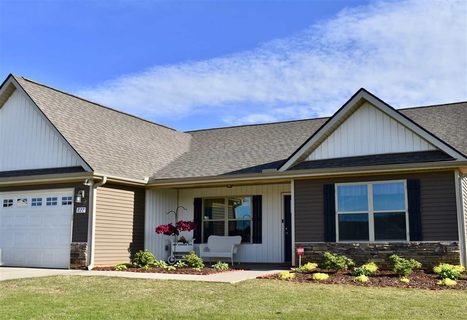827 W Keepsake Ln