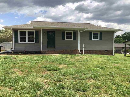 109 Mckinley Drive sold home in Southfield, Inman, SC