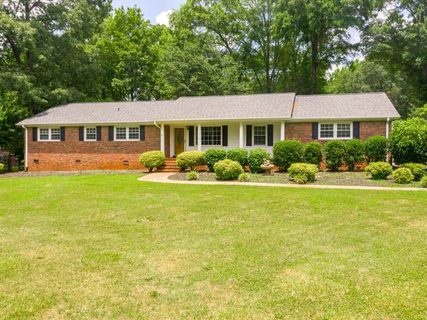 421 Belcher Street sold home in Meadowbrook Farm, Inman, SC