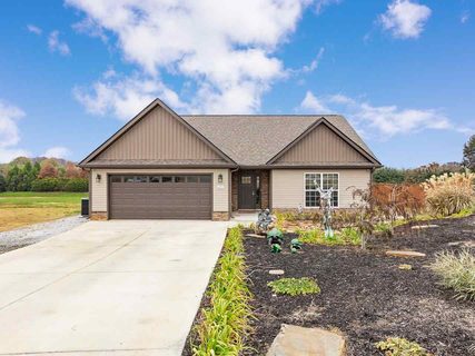 615 E Keepsake Lane