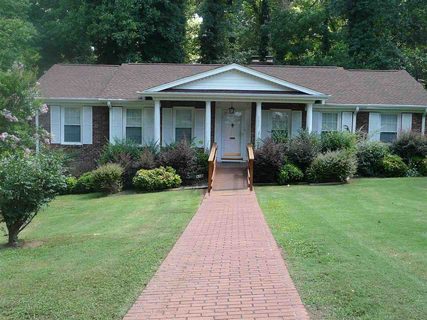 137 Tanglewylde Dr sold home in Cleveland Heights, Spartanburg, SC