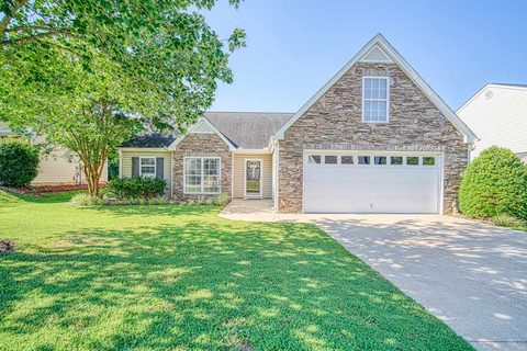 209 Dartmoor Dr