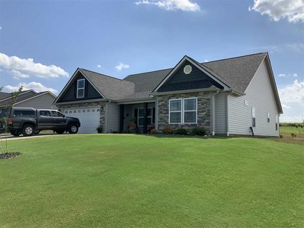 212 Meadow Lake Dr